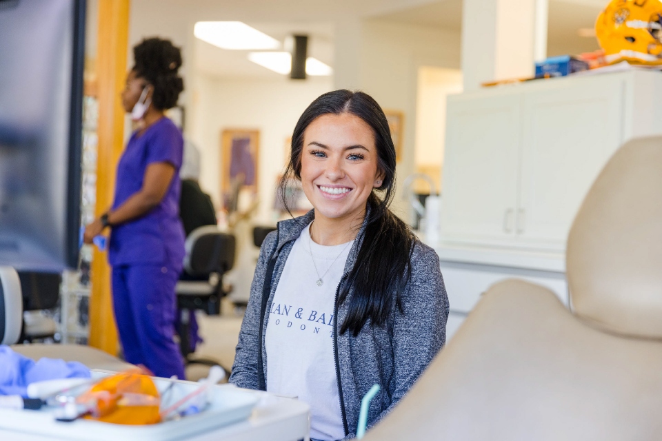 Overbite or Buck Teeth: THE STEPS TO THE SMILE YOU'VE ALWAYS WANTED -  Sherman & Balhoff Orthodontics